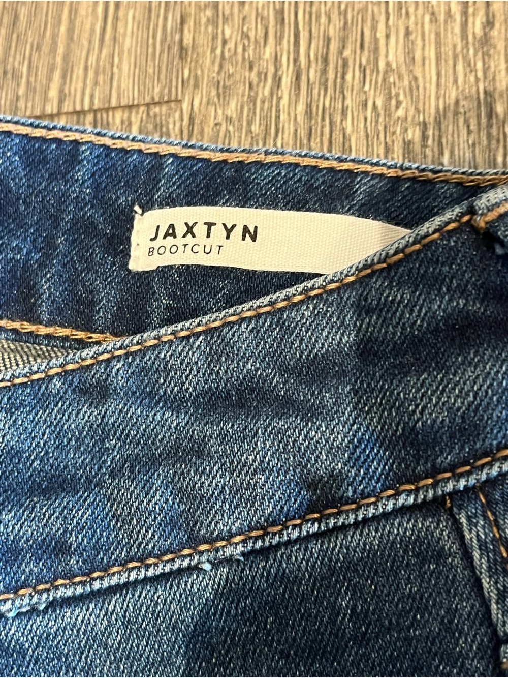 Dear John Jaxtyn Bootcut Jeans Sz 26 Dark Wash Raw Hem Stretch NWT ⭐️ - Picture 4 of 9